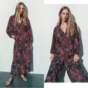 Zara Floral Print Full Length V-Neck Jumpsuit Size L